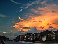clouds-sky > Moorlynch avenue at sunset, skies of Texas