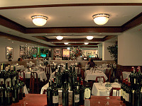 san-francisco > Morton's Steak House inside